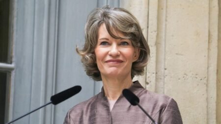 Les syndicats de l’éducation demandent “l’annulation” des 4 000 suppressions de postes