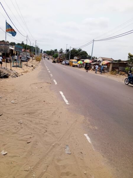 Kinshasa : face aux embouteillages quotidiens, les habitants de Matadi-Kibala se démissionnent