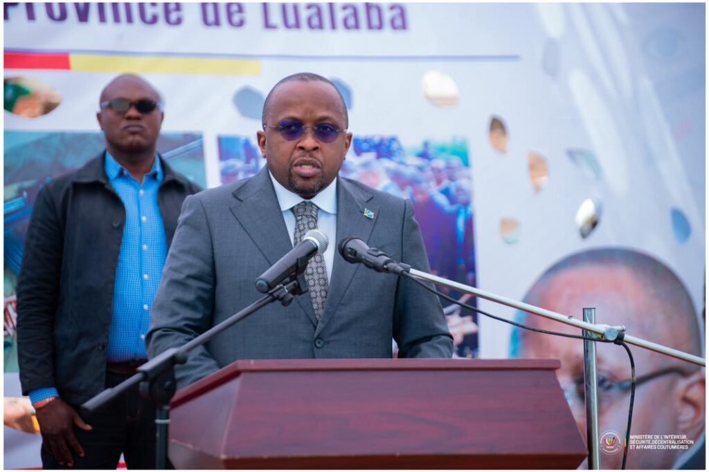 La RDC prête à recevoir ses ressortissants réfugiés à l’étranger (Ministre)