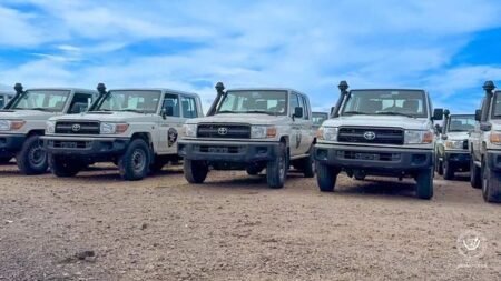 Le Président Tshisekedi remet 63 véhicules tout-terrain aux gouverneurs de la Grande Orientale pour renforcer la sécurité