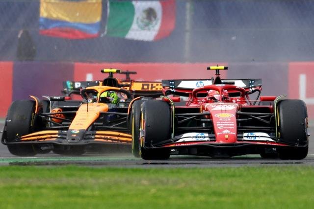 Sainz l’emporte à Mexico devant Norris, Verstappen limite la casse après une grosse pénalité