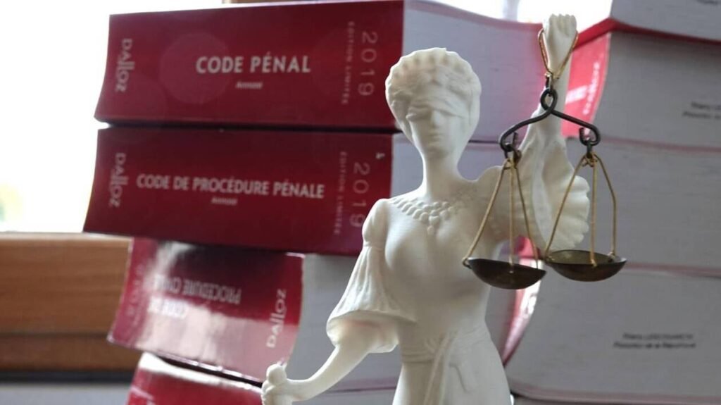L’ex-graphiste de Disney accusé de complicité de viol sur des fillettes reconnaît « tous les faits »