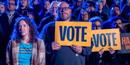 Donald Trump et Kamala Harris dramatisent les enjeux d’une semaine du examen