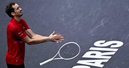 Rolex Paris Masters – 2e tour – Alexei Popyrin élimine Daniil Medvedev en trois manches