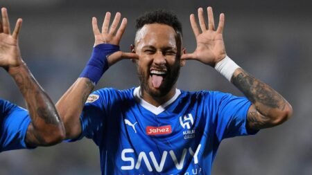 le grand retour de Neymar sur les terrains avec le feu