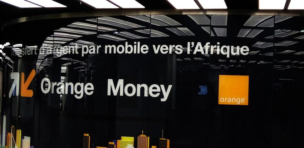 Orange s’allie à Mastercard pour proposer une carte de débit en Afrique
