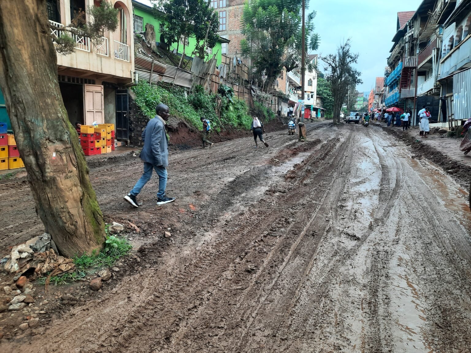 Bukavu : inauguration de 5 kilomètres de route pavée à Ibanda