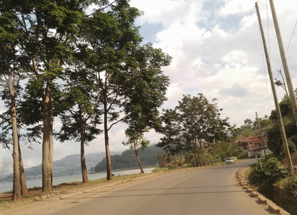 Quelques avenues de Bukavu, couvertes des pavées, remises aux autorités