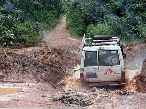 Attaque d’un convoi de MSF : les humanitaires sains et saufs mais sous le choc