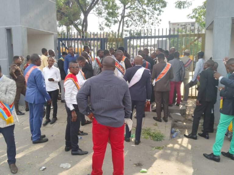 Kinshasa : 4eme jour de sit in des conseillers communaux à la Primature