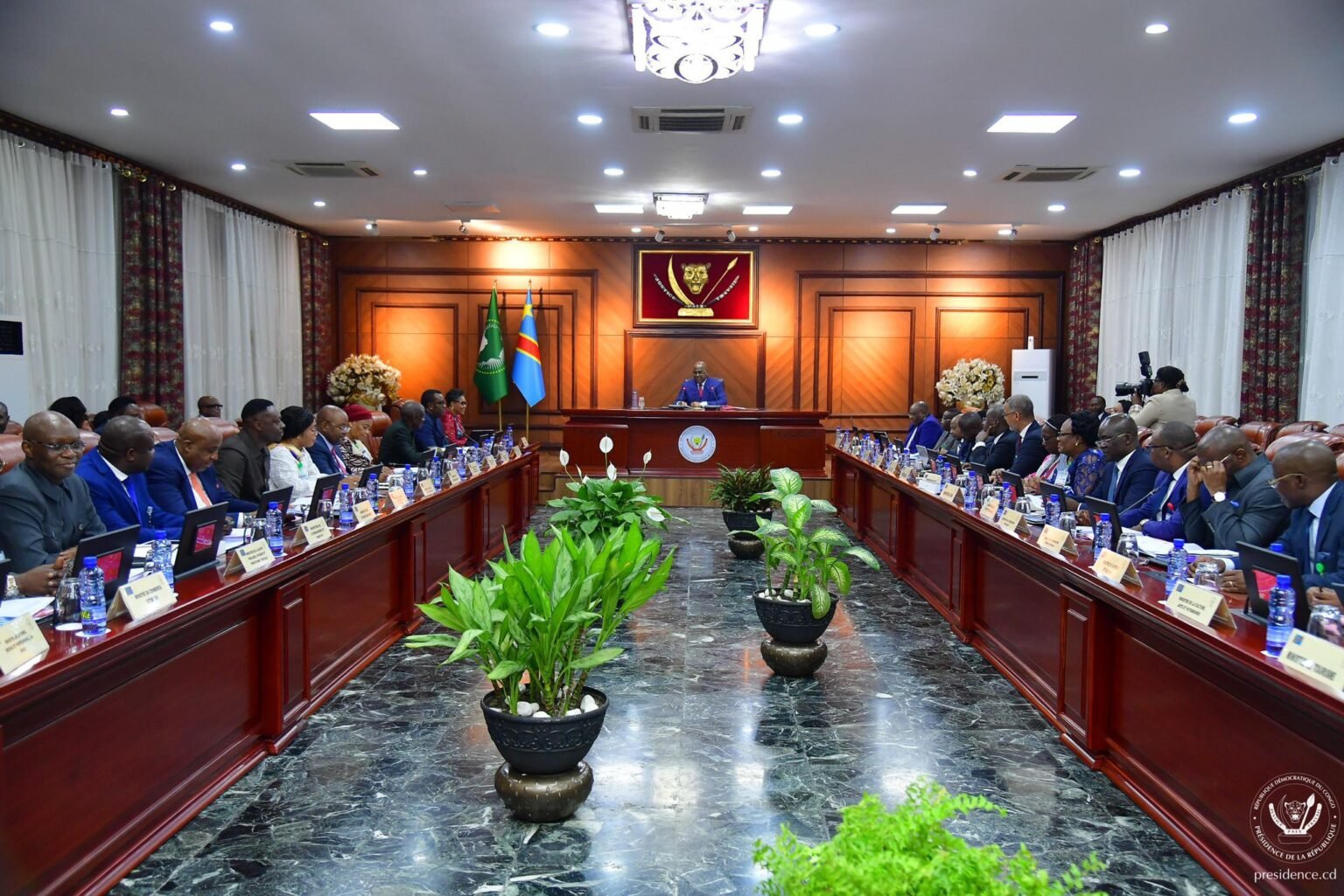 Félix Tshisekedi tient une réunion de crise tard la nuit pour évaluer la situation de Goma