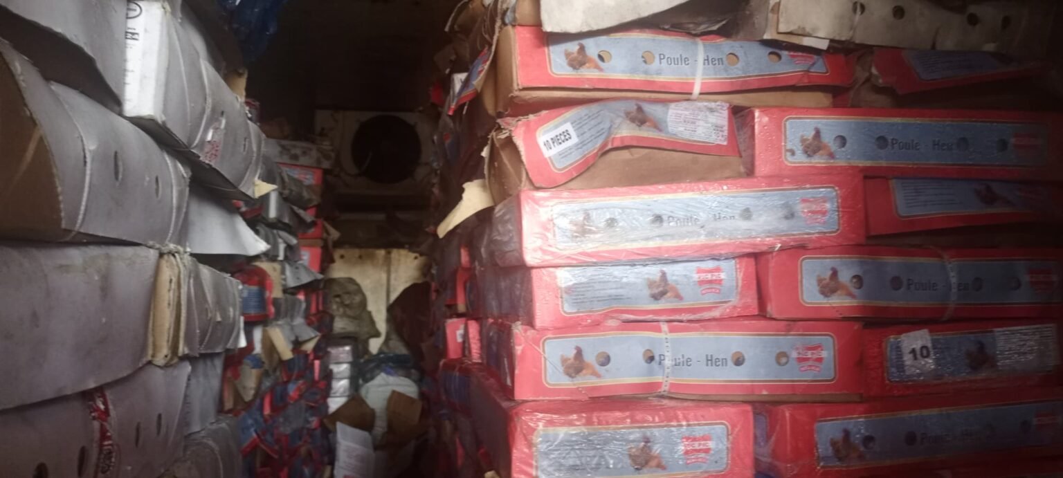 Le carton de poulets est passé de 90 000 à 130 000 francs congolais à Bandundu