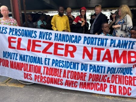 Des personnes vivant avec handicap en justice contre le député Eliezer Ntambwe