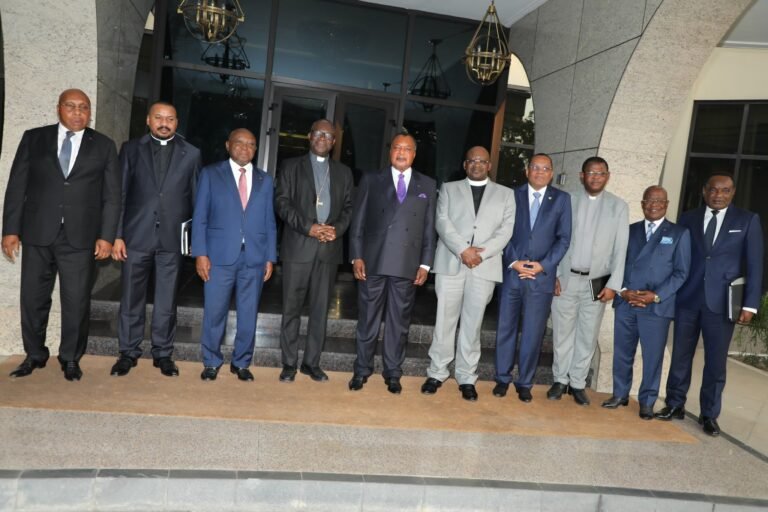 La Délégation Cenco-ECC échange Avec Denis Sassou sur la Résolution Pacifie du Conflit en RDC
