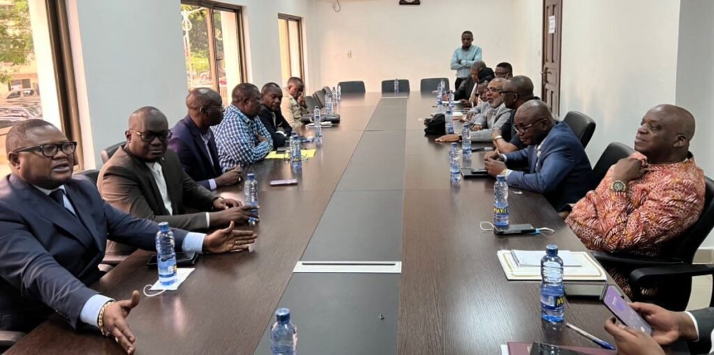 Linafoot : le championnat ira jusqu’au bout