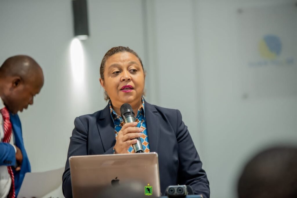 Foot / Féminin: Bestine Kazadi Élue 5e Vice-Presidentte de la Caf