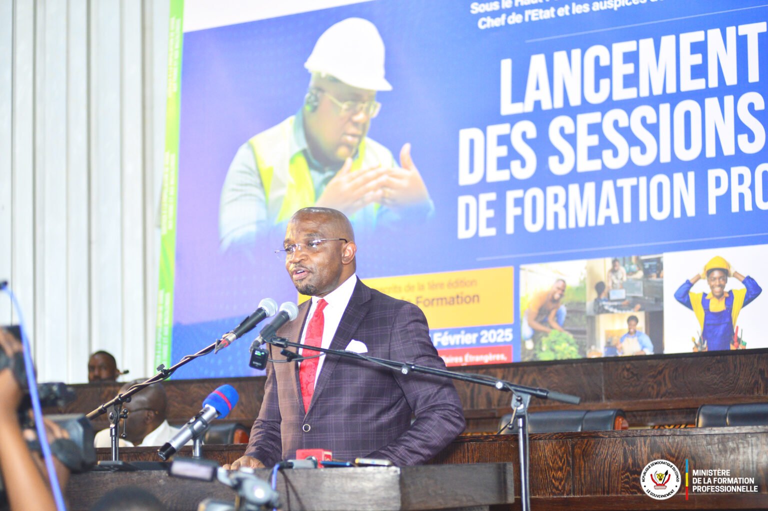 Le Gouvernement lance de formations gratuites pour 1000 enfants de militaires et policiers
