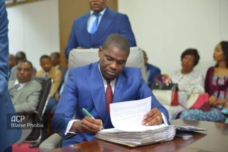 Kongo-Central : les administrateurs de territoires et chefs de villages bénéficient de primes mensuelles