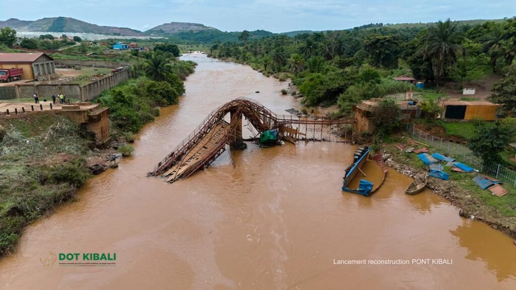 L’Effondation du Pont sur la Rivière Lenda Paralyze le Trafic dans le territoire de Lubero