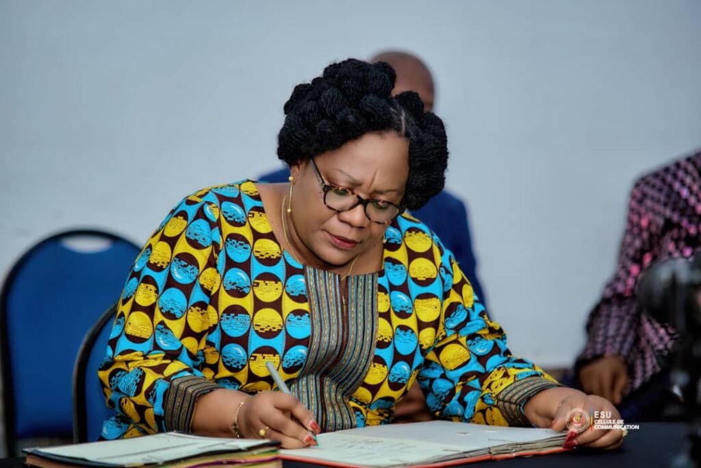 Lubumbashi: La Ministre de l’Esu Appelle lesédiants à lutter