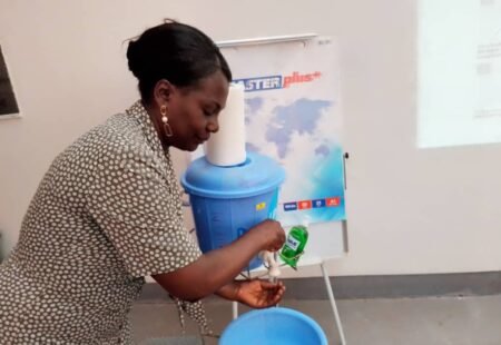Kinshasa : les professionnels de santé plaident pour l’accélération des services de lavage des mains pour éviter les maladies de mains sales