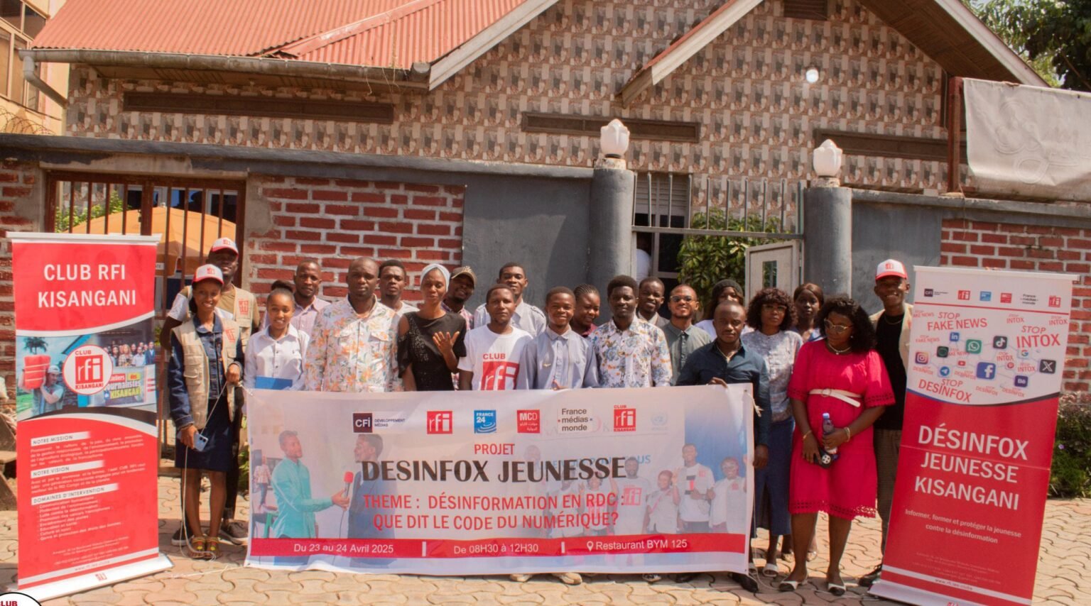 Kisangani : des journalistes et des étudiants formés sur le code numérique
