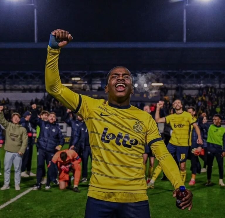 Mercato : Noah Sadiki suscite l’intérêt d’un club de Ligue 1 et d’un autre de la Bundesliga