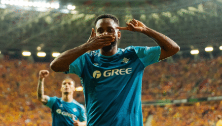 Bakambu, le tout premier Congolais qui peut marquer l’Europe