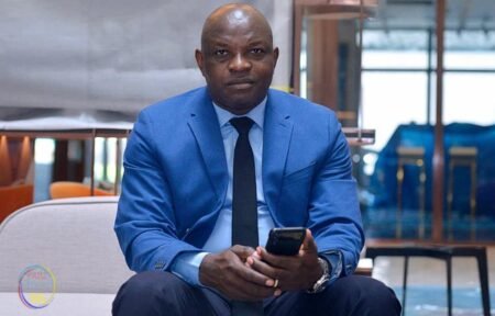 Le député Bitini s’insurge contre le braquage et les assassinats ciblés des cambistes à Kinshasa
