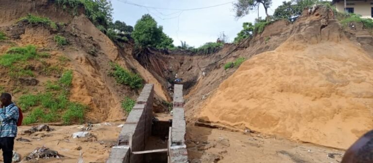Suspension des Travaux de Lutte Antiérosive à Kinshasa: Plusieurs Quartiers en Détress