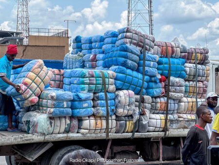 Les ambassadeurs africains accrédités en rdc Assistant les victimes des inondations à kinshasa