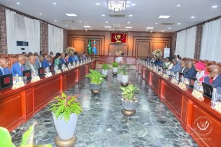 Guerre de l’Est: Félix Tshisekedi APPELLE AU RESSEMENT DES FINANCES Publie