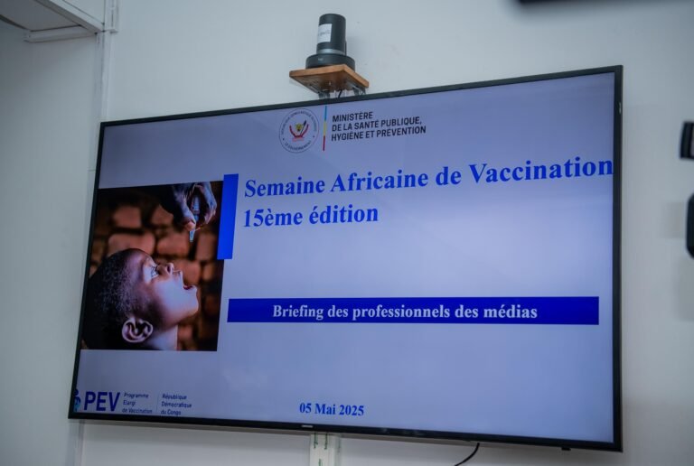 RDC: Le Pev Veut Renforcer la Vaccination Grâce à l’Engagement des Médias