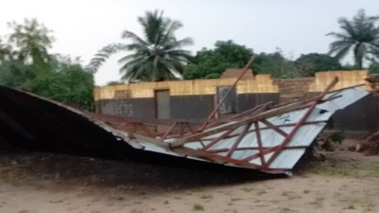 Kwilu : huit écoles détruites à la suite de violentes pluies à Bandundu