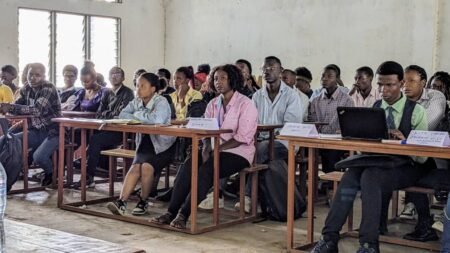 Des étudiants en médécine denoncent un hausse “injustifiée” des frais académiques à l’uob