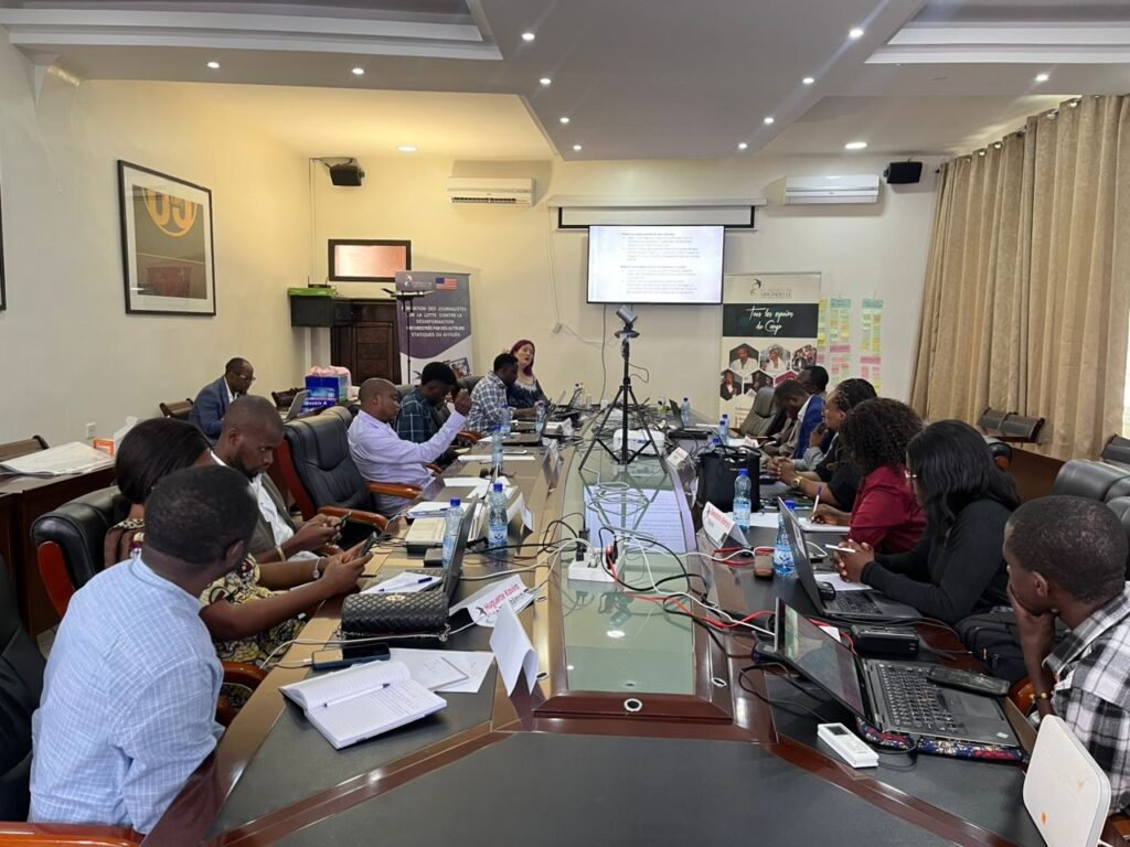 La Fondation Hirondelle forme des journalistes de Kindu sur la vérification des faits en temps des crises