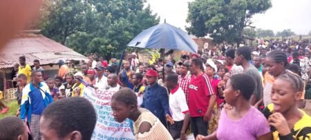 Kwilu: Les Enseignants d’Idiofa Menacent de Déclencher un Grève pour non-Paiment des Salaires