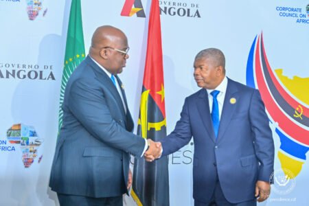La Prospérité: «Sommet Usa-Afrique: Félix Tshisekedi Poséne la rdc au cœr des opportunités les affaires à luanda»