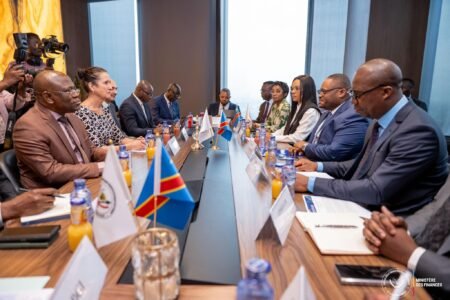 RDC : le gouvernement veut renforcer la gouvernance fiscale avec une Unité d’échange international de renseignements fiscaux