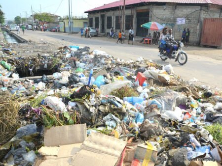 Beni : le bourgmestre de Ruwenzori dit non aux immondices à des endroits inappropriés