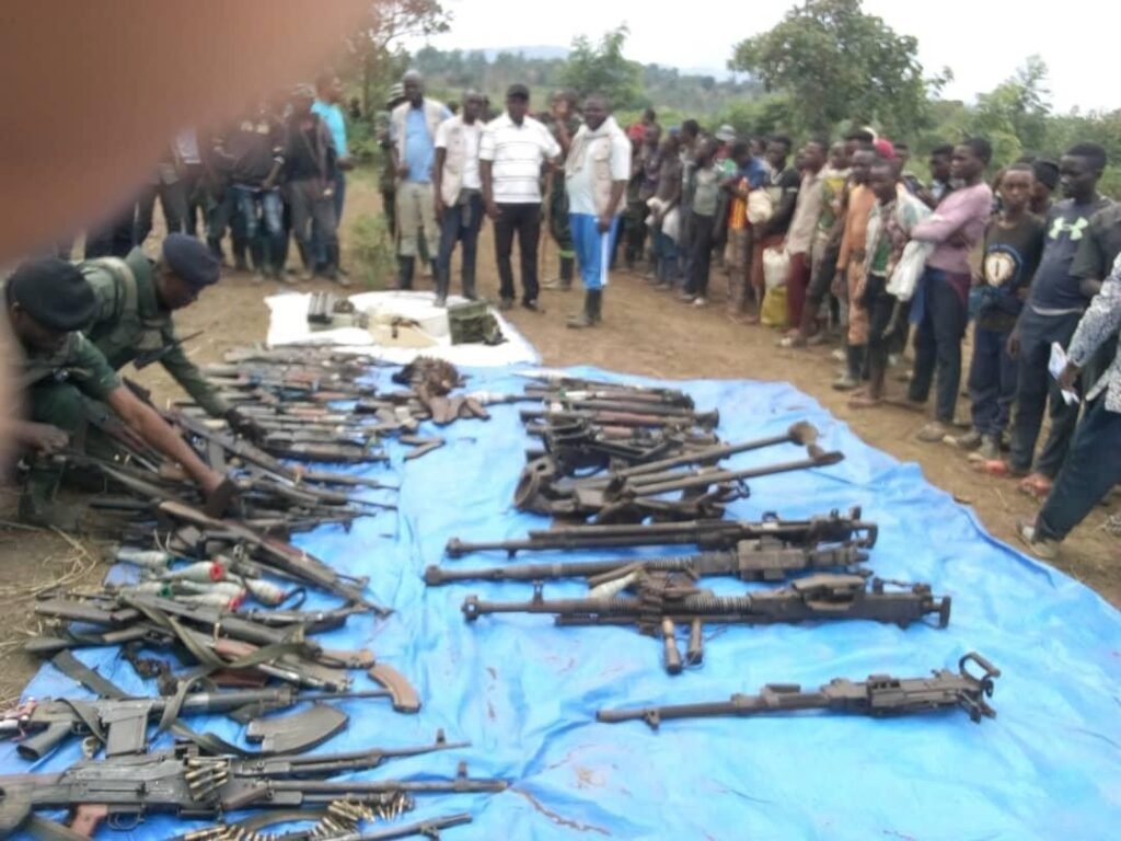 Kwamouth: 5 miliciens Mobondo se rendent à l’armée