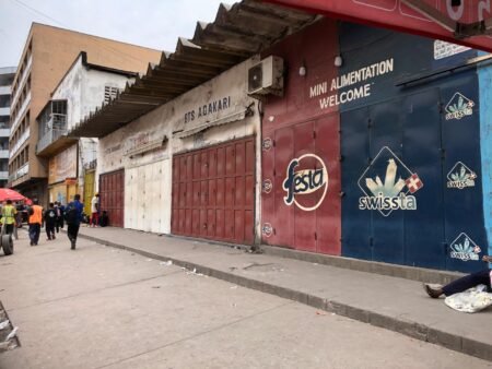 Kinshasa : grève des travailleurs des magasins chinois pour le respect du SMIG