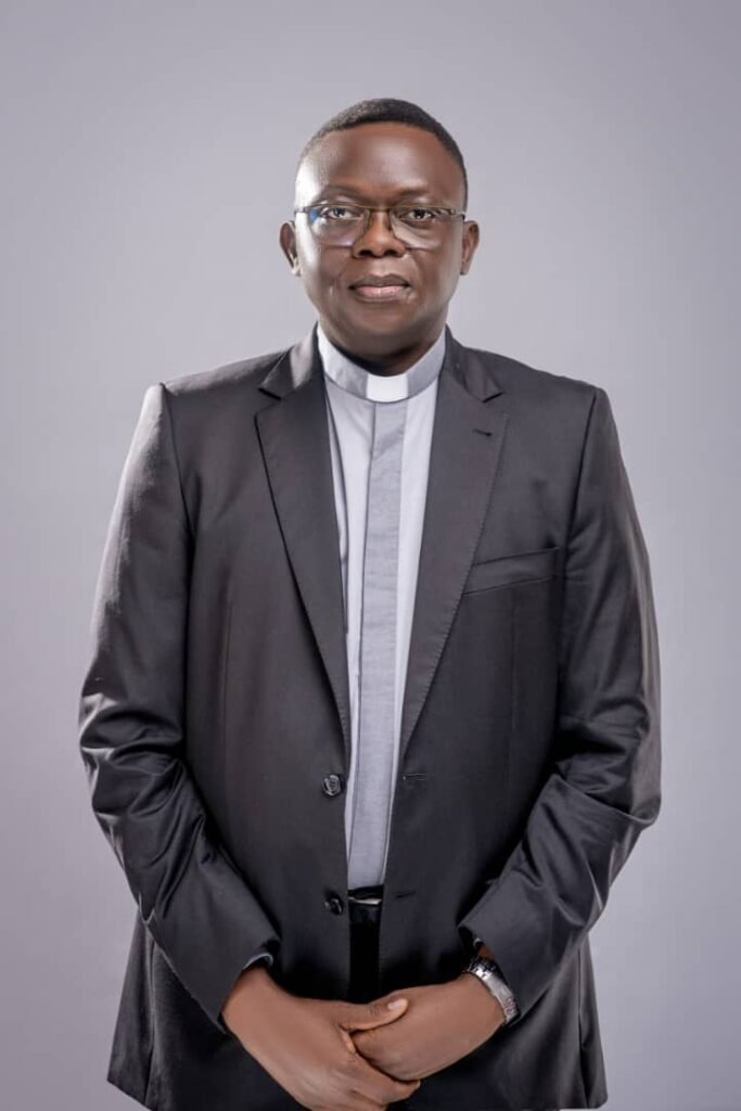 Abbé Cibaka: «Le Drame du Congo, C’est le-INFICIT DE LA CULTURE DU TRAVAIL ET UNE CROISSANCE DE LA CULTURE DU VOL».