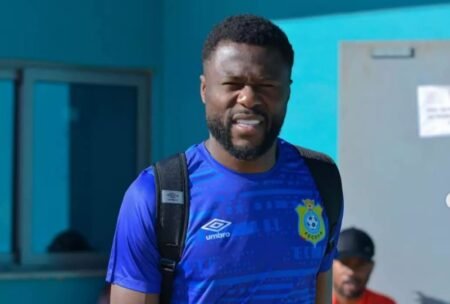 Mercato : Chancel Mbemba, les exigences qui refroidissent ses courtisans