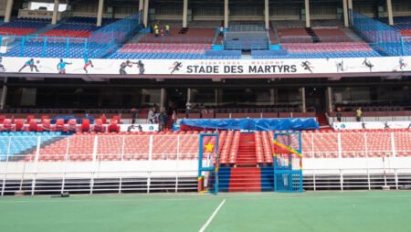 Stade des Martyrs : des agents manifestent pour dix mois de primes impayées