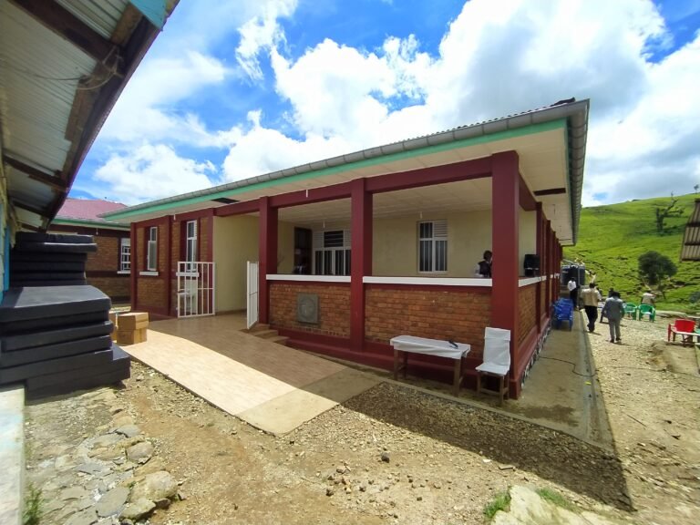 MSF fournit des soins vitaux à 2500 personnes à Kalehe en 2 mois