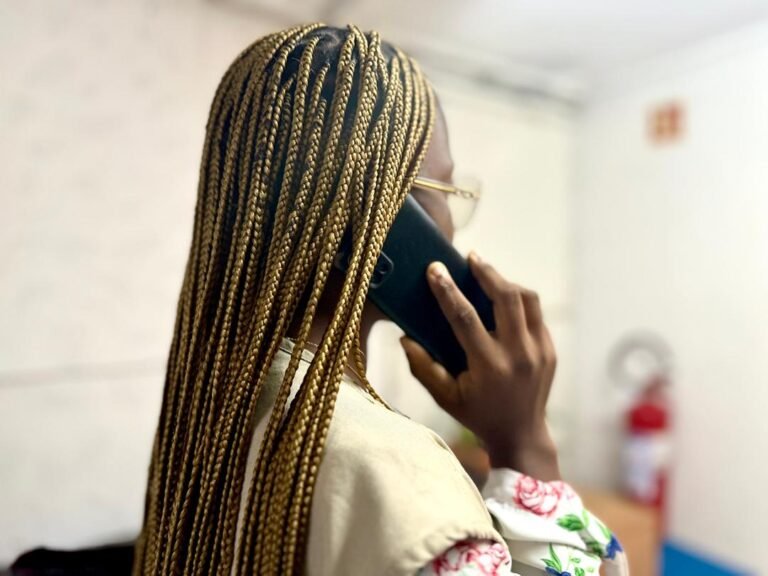 Phénomène «sucre papa»: provoque et consurences vers les jeunes remplies