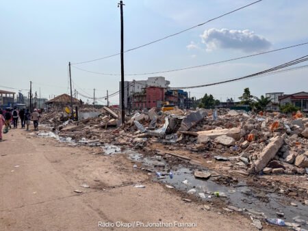 Début de L’Opération «Retour à la Norme» pour Dégager Lesmprises des routes de Kinshasa