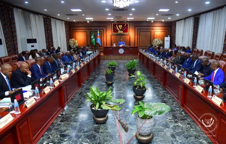 Première Réunion du Gouvernement SUMINWA II: Felix Tshisekedi exige la solide et la rigueur dans l’action