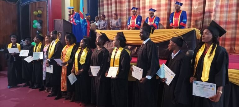 Kinshasa: Plus de 200 Diplômés en Douanes, accise et logistique sur le Marché de l’Emploi